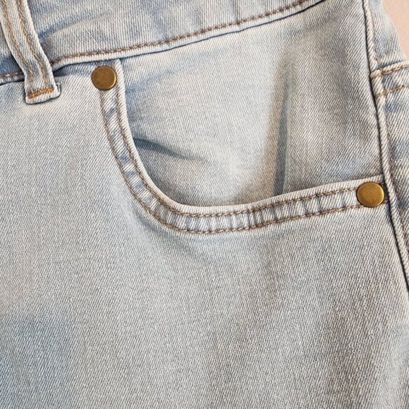 Woman Within Bermuda Shorts w/Embroidered Floral Design, Women's Size 14W - Picture 5 of 16